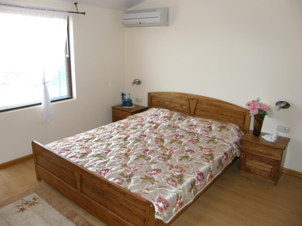 Emona Guest House Nessebar Exterior foto